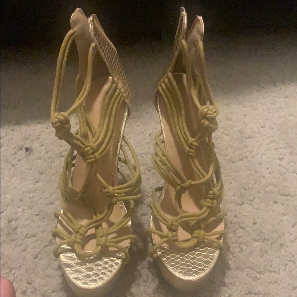Gold shoes